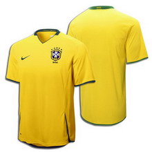 Foto de la camiseta de fútbol oficial de Brasil