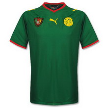 Foto de la camiseta de fútbol oficial de Camerún