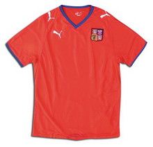 Foto de la camiseta de fútbol oficial de República Checa