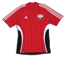 Foto de la camiseta de fútbol oficial de Trinidad y Tobago